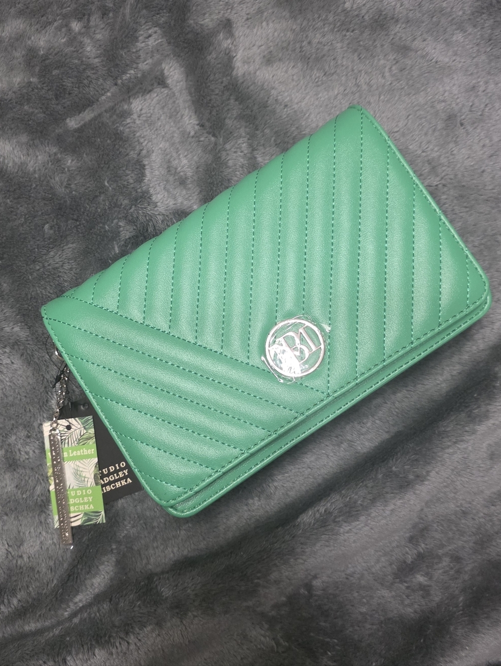 Badgley Mischka Green Quilted Women's Wallet Clutch, Prom, Wedding